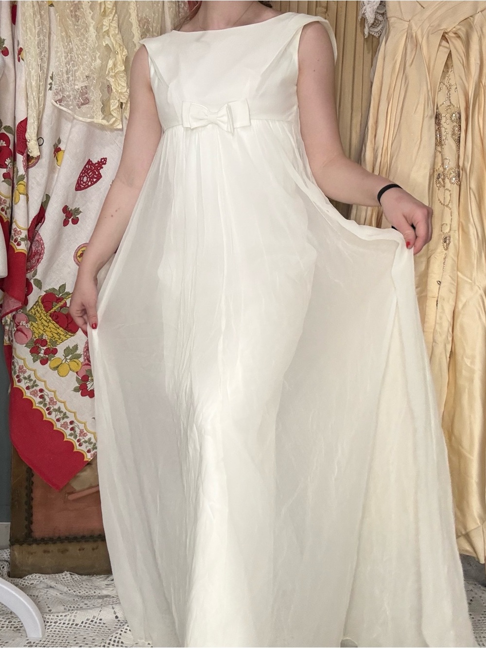 Vintage 70’s Bow-Accent Wedding Dress